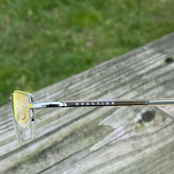 Kenneth Cole Reaction Sporty 52[]17 135 metal spring hinges gunmetal color - Picture 10 of 11